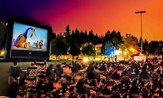 Mobile Outdoor Screen Movies