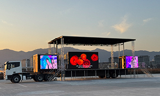 The 15.8m hydraulic mobile performance stage vehicle has been officially launched